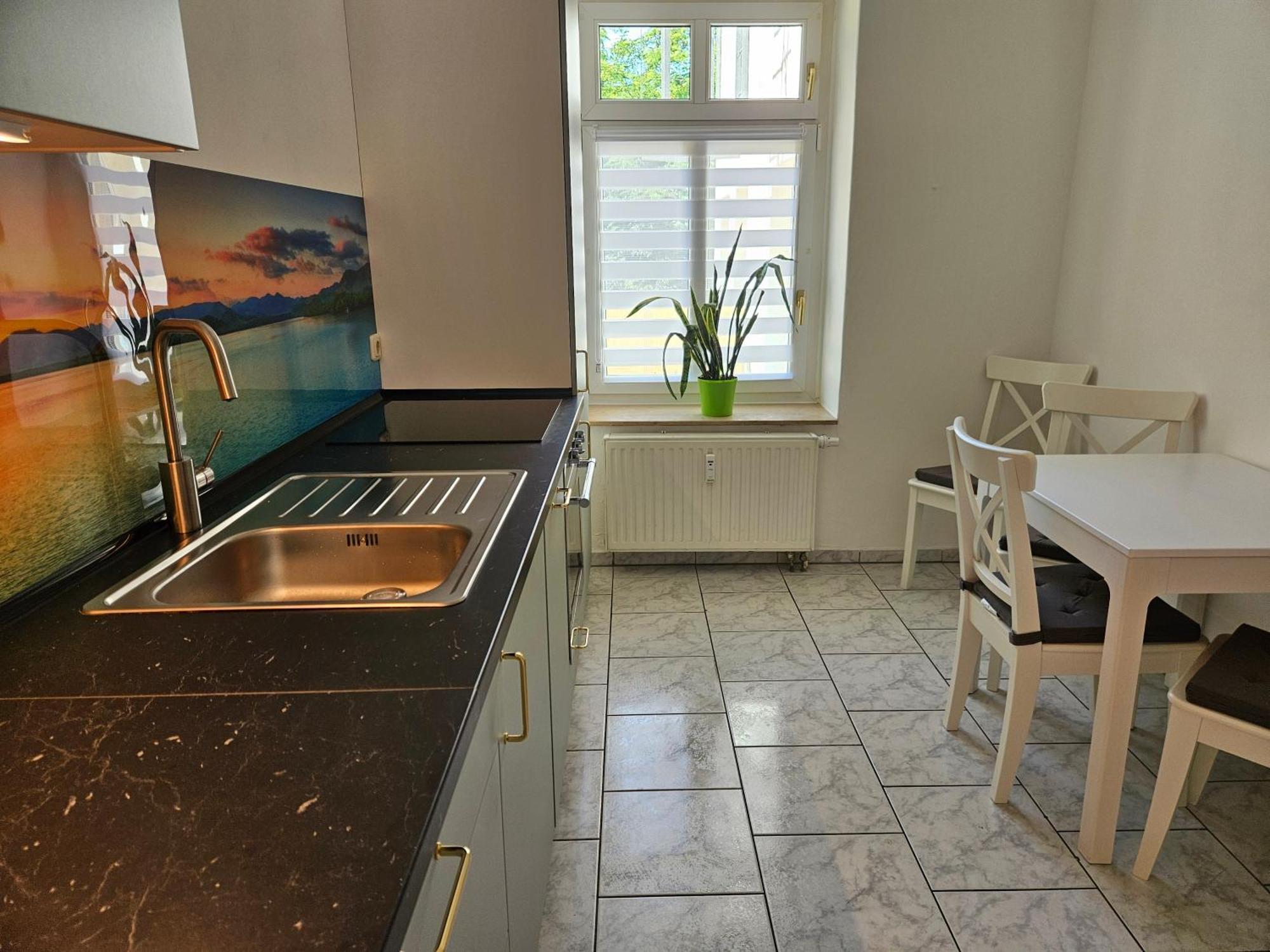 Be My Guest In Stadtfeld Magdeburgo Exterior foto