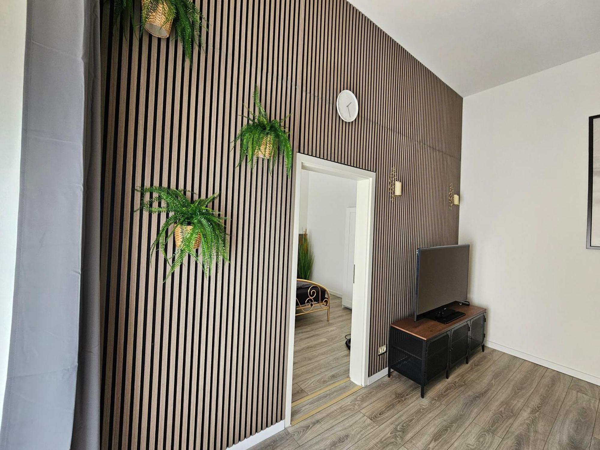 Be My Guest In Stadtfeld Magdeburgo Exterior foto